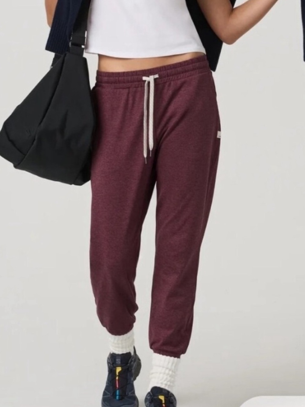 Vuori Pants Performance Joggers Purple Maroon Color size Small